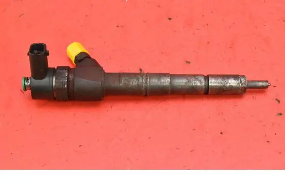 Opel Insignia A Fuel injector 0445110327