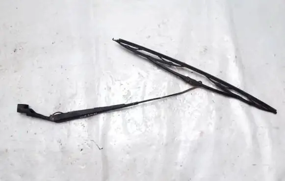 Hyundai Getz Front wiper blade arm y9650l