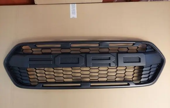 Ford Transit Custom Front bumper upper radiator grill ddddd