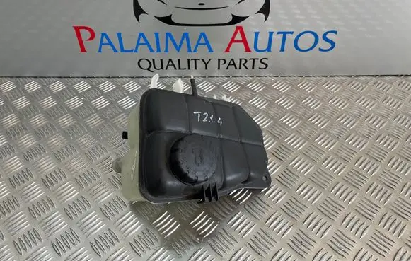 Mercedes-Benz C W203 Coolant expansion tank/reservoir 2035000049