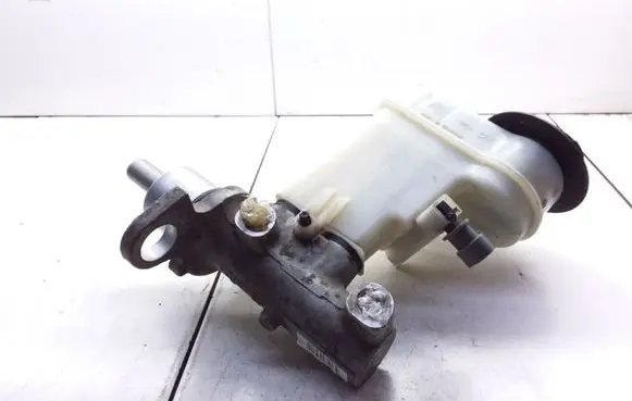 Opel Vectra C Master brake cylinder 320670692