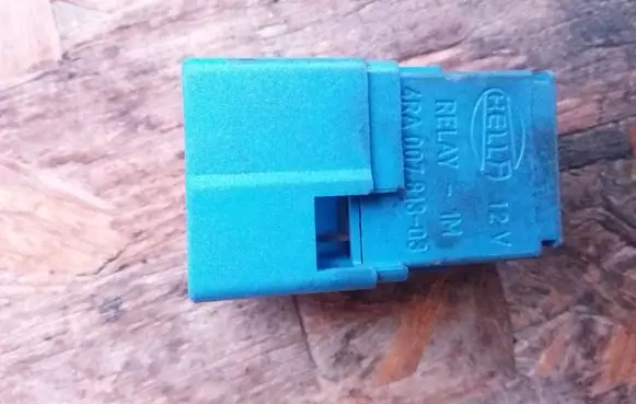 Nissan Almera N16 Other relay 252309F920 4RA00781303
