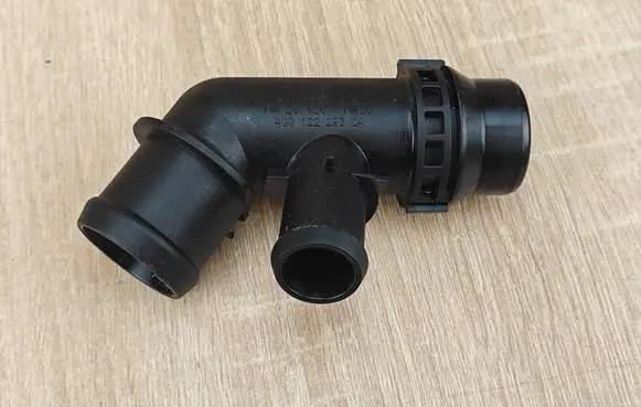 Audi A6 S6 C7 4G Engine coolant pipe/hose 4G0122293CA