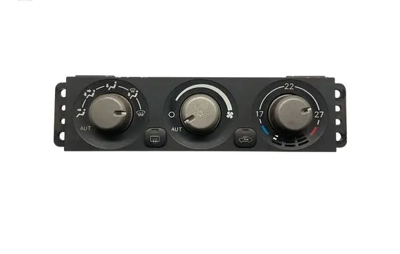 Mitsubishi Pajero Climate control unit 1465700022