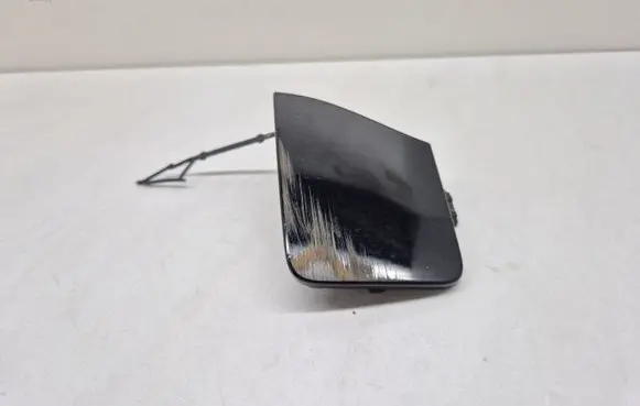 Volkswagen Golf VIII Front tow hook cap/cover 5H0807241A
