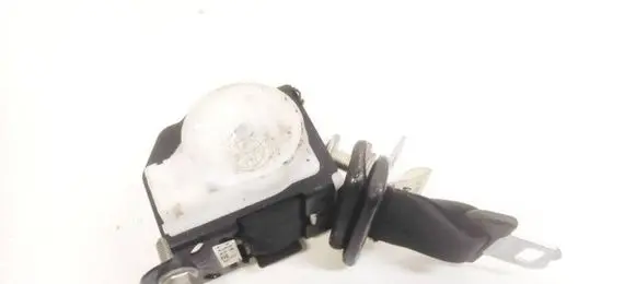 Middle seatbelt (rear)