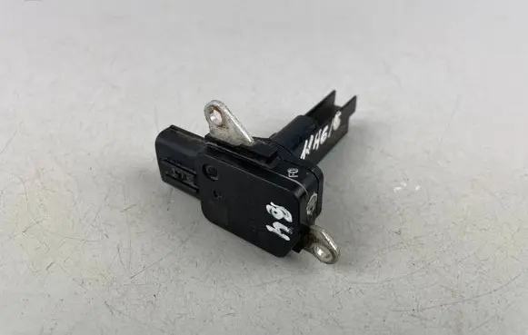 Subaru Outback Mass air flow meter 22680AA38A MX1974005131 1974005131