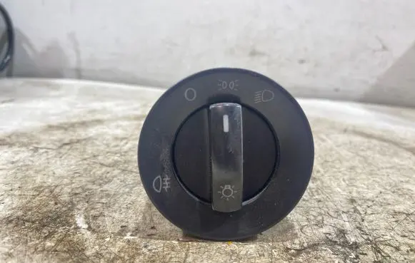 Volkswagen Polo IV 9N3 Light switch 6Q0941531B
