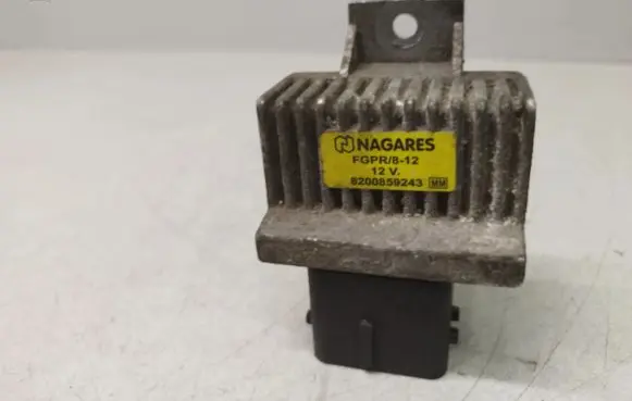 Renault Scenic III - Grand scenic III Glow plug pre-heat relay 8200859243