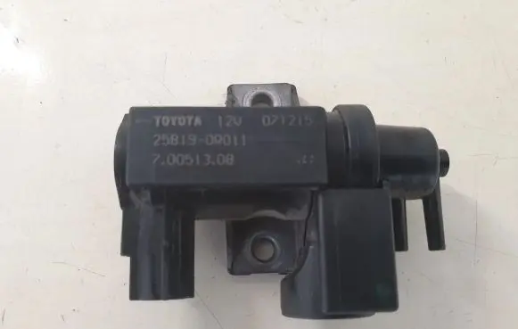 Toyota Auris 150 Turbo solenoid valve 258190R011