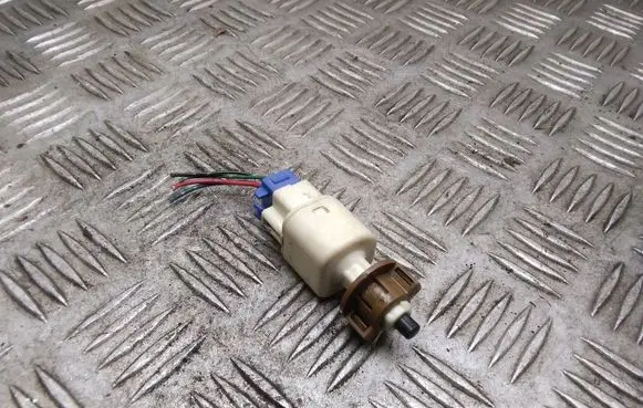 Toyota Corolla Verso AR10 Brake pedal sensor switch