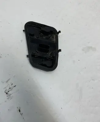 Volkswagen Touareg I Tail light bulb cover holder 7L6945257