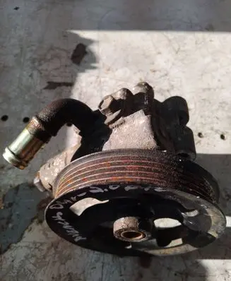 Toyota Avensis T250 Fuel distributor 1070da