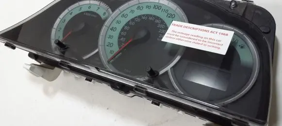 Toyota Corolla Verso E121 Speedometer (instrument cluster) 838000F010L