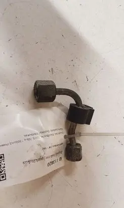 Opel Corsa E Fuel injector supply line/pipe