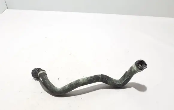 Mercedes-Benz GLA H247 Engine coolant pipe/hose A1775016002