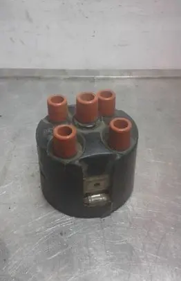 Volkswagen Golf III Spark distributor cap 1230591040