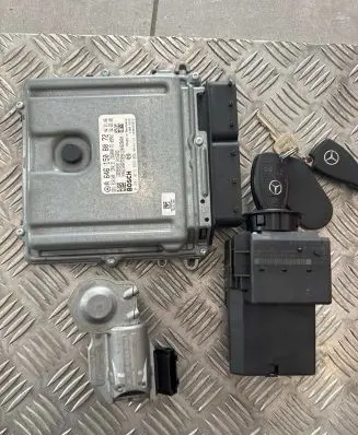 Mercedes-Benz Vito Viano W639 Engine control unit/module A6461508072 1039S28875 0281015828