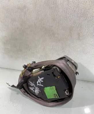 Audi A4 S4 B5 8D Front seatbelt 8d9857806d