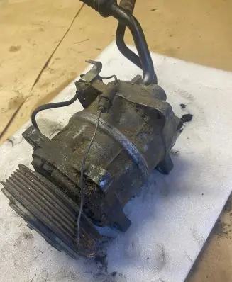 Volvo S80 Air conditioning (A/C) compressor (pump)