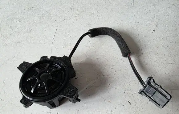Audi Q4 Sportback e-tron Parcel shelf speaker 11A035411A
