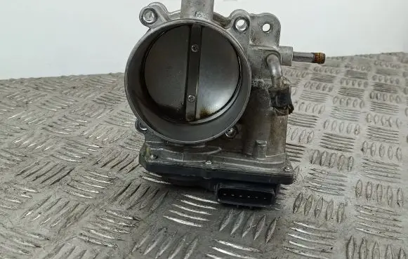 KIA Sorento Throttle valve 351003CAA0