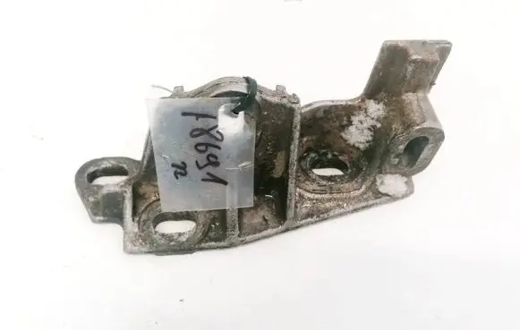 Ford Galaxy Engine mounting bracket