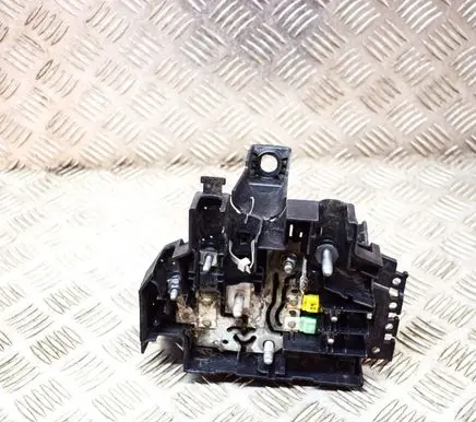 Mercedes-Benz GLE W167 Fuse box set A1675404528 1675404528