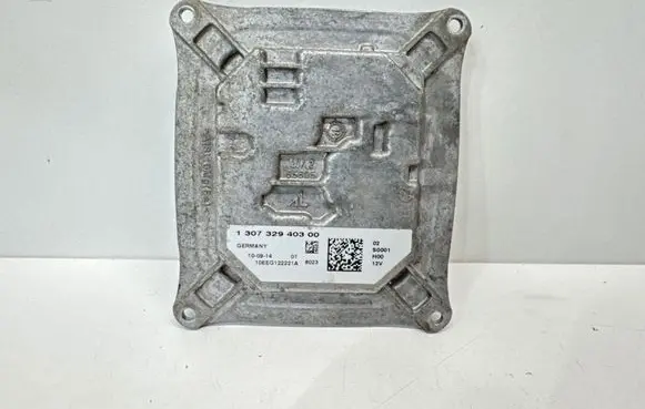 Peugeot 308 Xenon control unit/module 130732940300 10EEG122221A