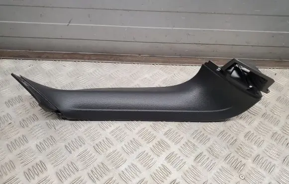Volkswagen Atlas Other trunk/boot trim element 3CM867703