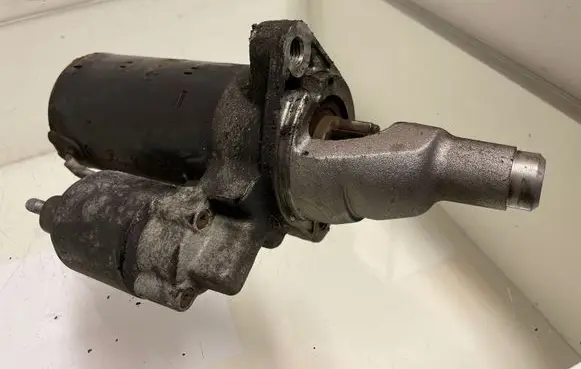 Audi A6 S6 C5 4B Starter motor 059911023H