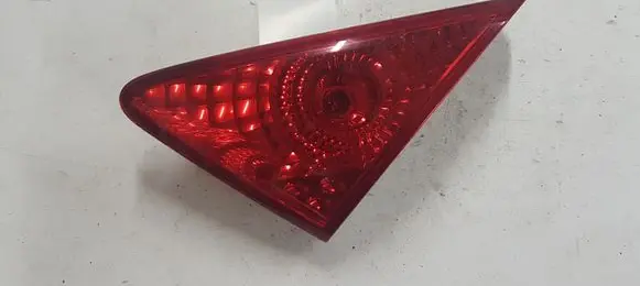 Peugeot 3008 I Tailgate rear/tail lights 26038012 26030204