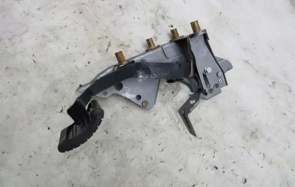 Renault Zoe Brake pedal E021426X11