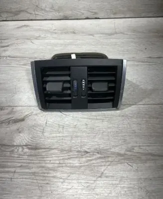 BMW 3 F30 F35 F31 Rear air vent grill 933367502 0959802