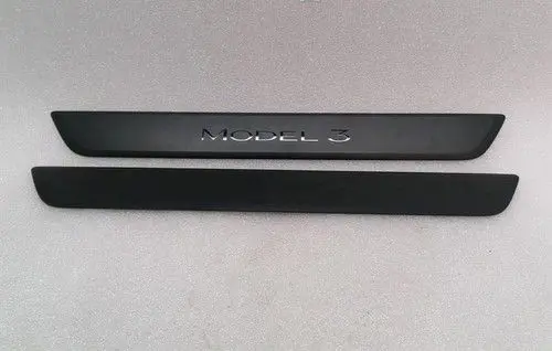 Tesla Model Y Front door trim (molding) 150476300B