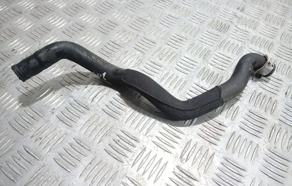 Mercedes-Benz C W204 Engine coolant pipe/hose