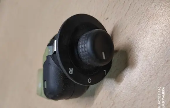 Jeep Compass Wing mirror switch 04602788AA