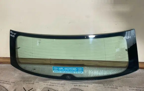 Volkswagen Polo V 6R Rear windscreen/windshield window 