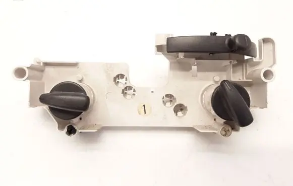 Toyota Yaris Verso Climate control/heater control trim 758277