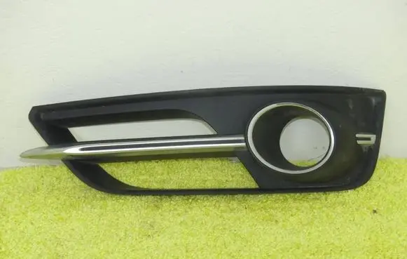 Audi A8 S8 D4 4H Front bumper lower grill 4H0807679F