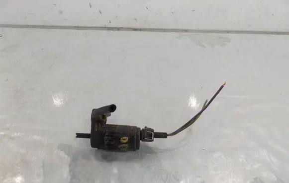 Lancia Delta Windshield washer fluid level sensor 