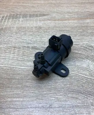 Ford Focus Turbo solenoid valve 98AB9E882AA