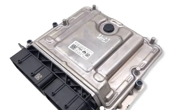 Opel Grandland X Engine control unit/module 9868111680 0261S1093L