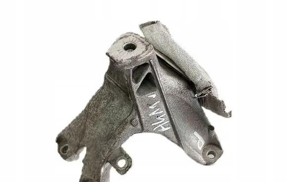 Audi A4 S4 B8 8K Engine mounting bracket 8K0199388AN