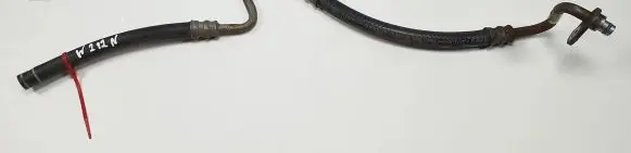 Mercedes-Benz E W212 Power steering hose/pipe/line A2124601724