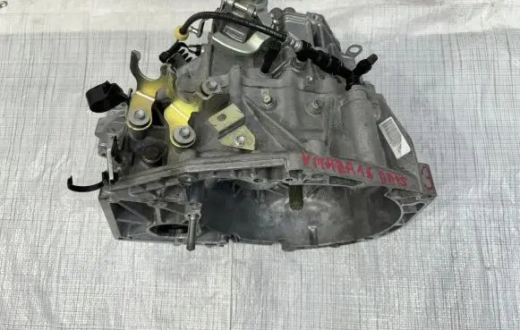 Suzuki SX4 S-Cross Manual 5 speed gearbox ZNB