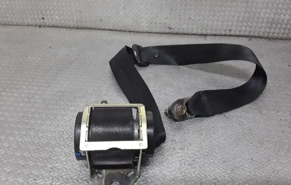 Mazda 3 I Front seatbelt 603157100