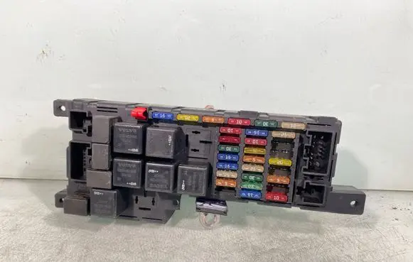 Volvo XC90 Fuse box set 8678449 518784202