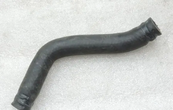 Toyota Yaris Engine coolant pipe/hose 1628147030