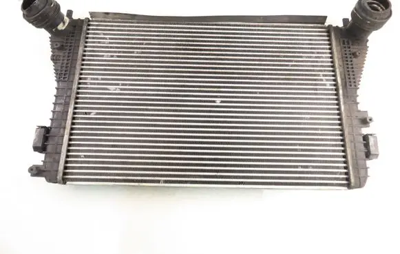 Volkswagen Touran I Intercooler radiator 